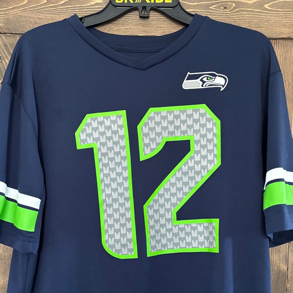 Seattle Seahawks Fan 12 Jersey Shirt Womens Large NFL Team apparel blue